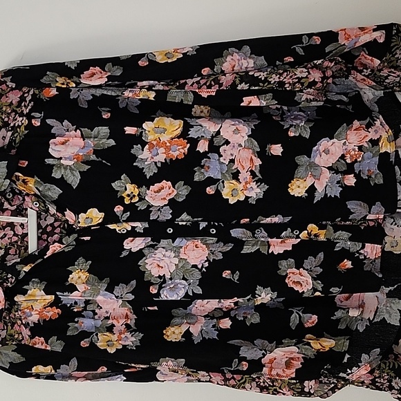 Free People Hold On To Me black floral mixed media button-down blouse Size XS - Picture 9 of 16